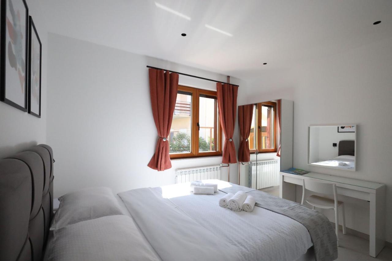 Apartments Maestral メドゥリン エクステリア 写真